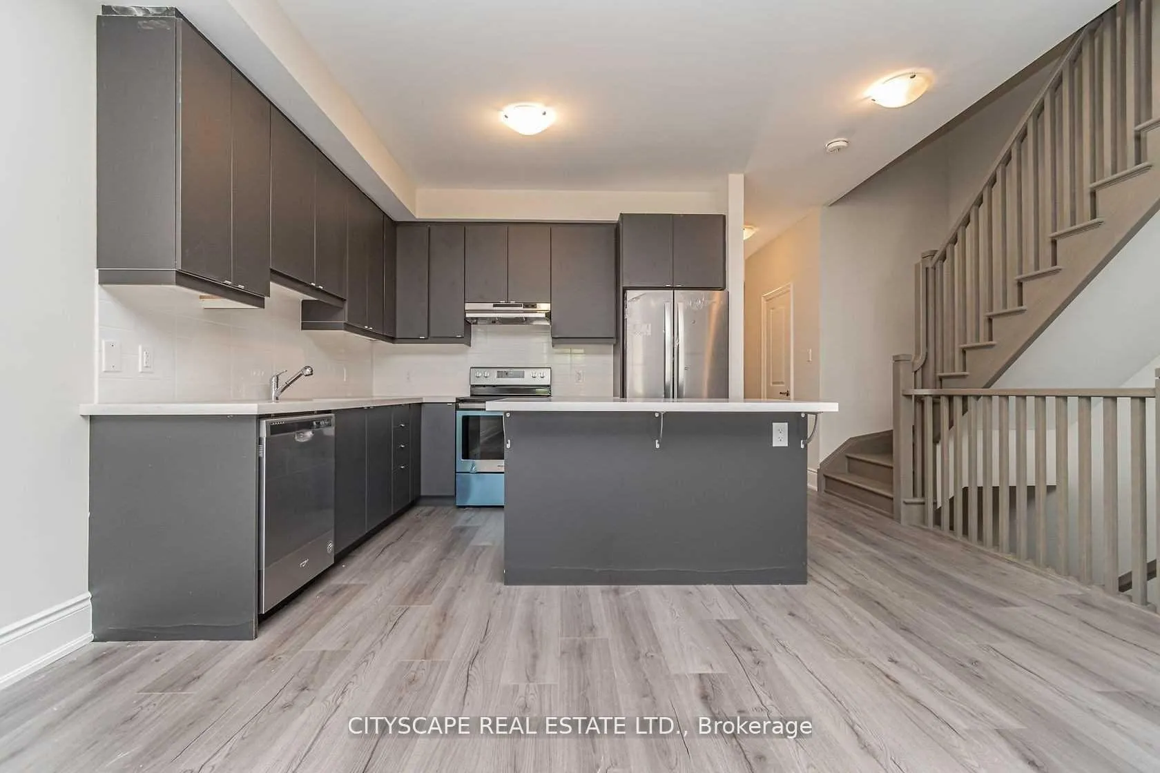 Photo 9 of 5228 Pinedale Drive, Burlington, Appleby — HOMEH