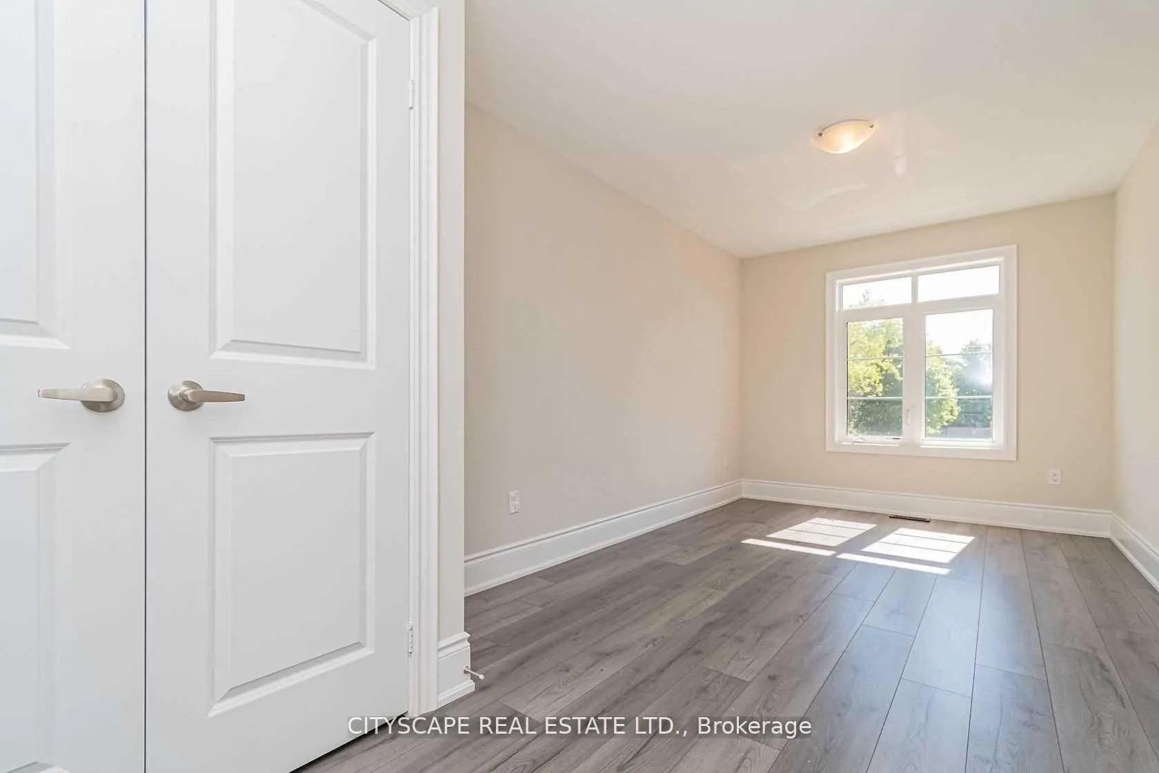 Photo 17 of 5228 Pinedale Drive, Burlington, Appleby — HOMEH