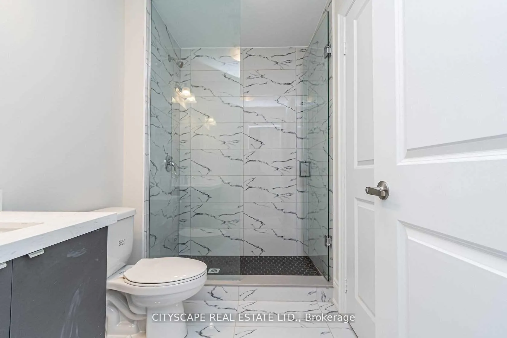 Photo 20 of 5228 Pinedale Drive, Burlington, Appleby — HOMEH