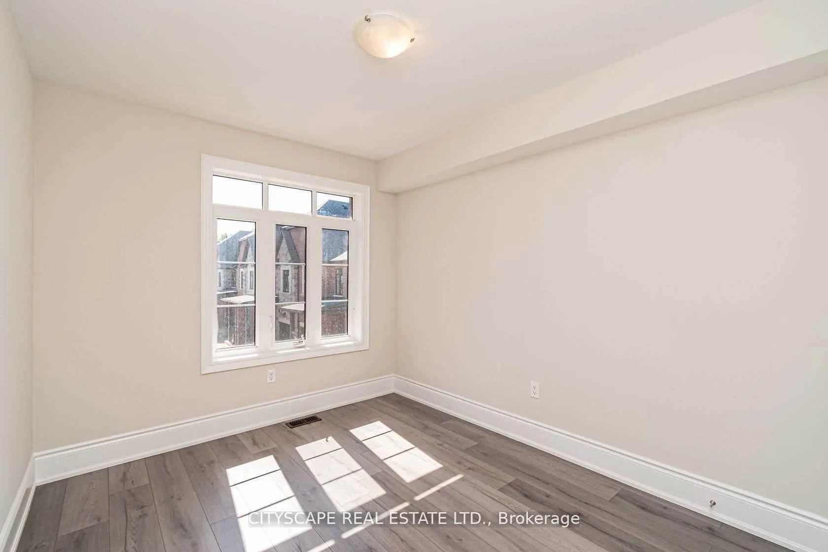 Photo 21 of 5228 Pinedale Drive, Burlington, Appleby — HOMEH