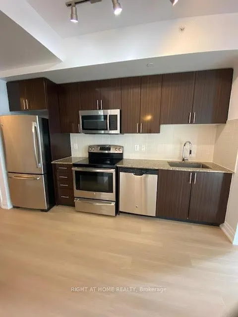 Photo 11 of Unit 1210, 7167 Yonge Street, Markham, Thornhill — HOMEH