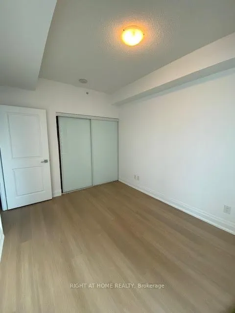 Photo 13 of Unit 1210, 7167 Yonge Street, Markham, Thornhill — HOMEH