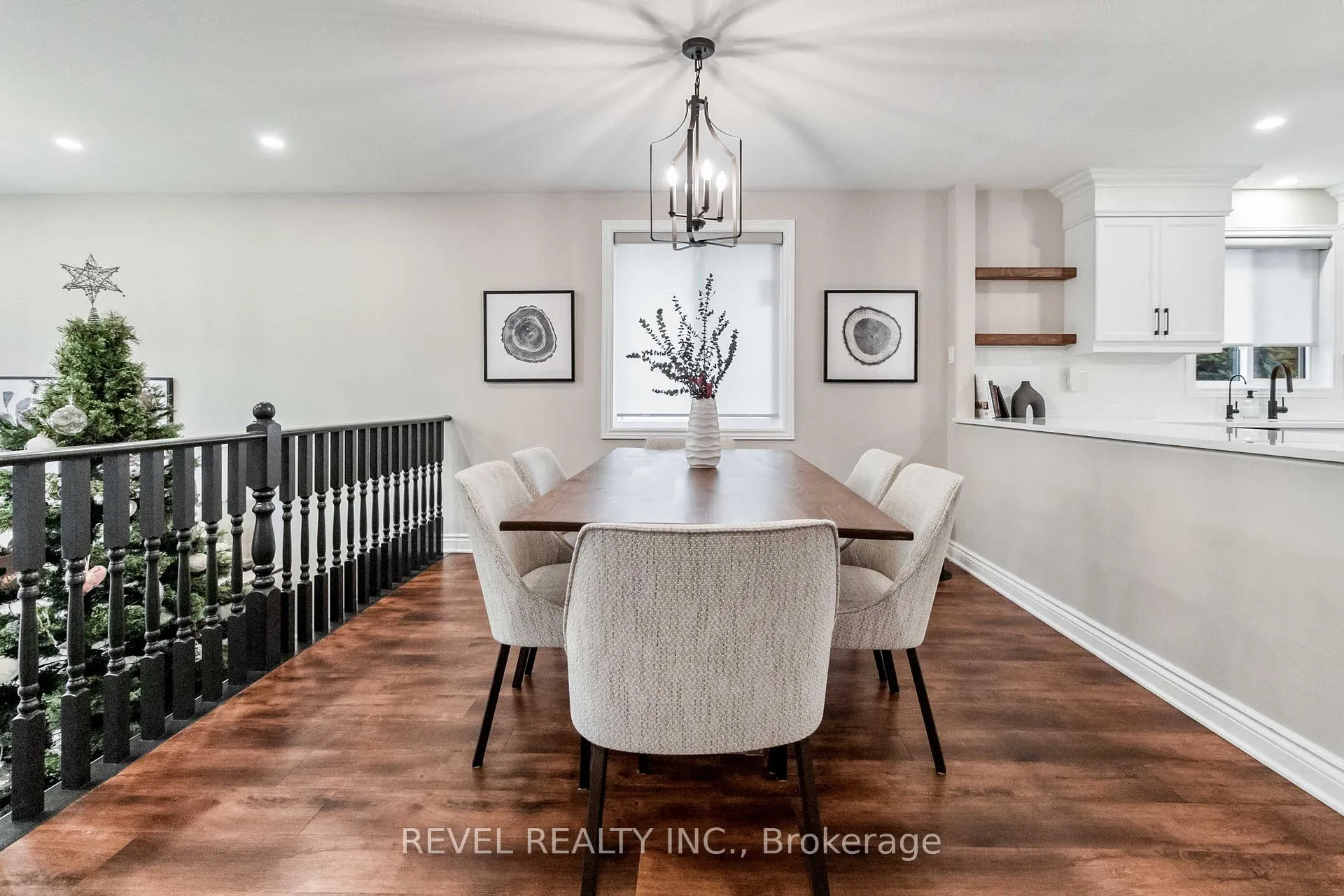 Photo 11 of 89 Court Drive, Brant, Paris — HOMEH