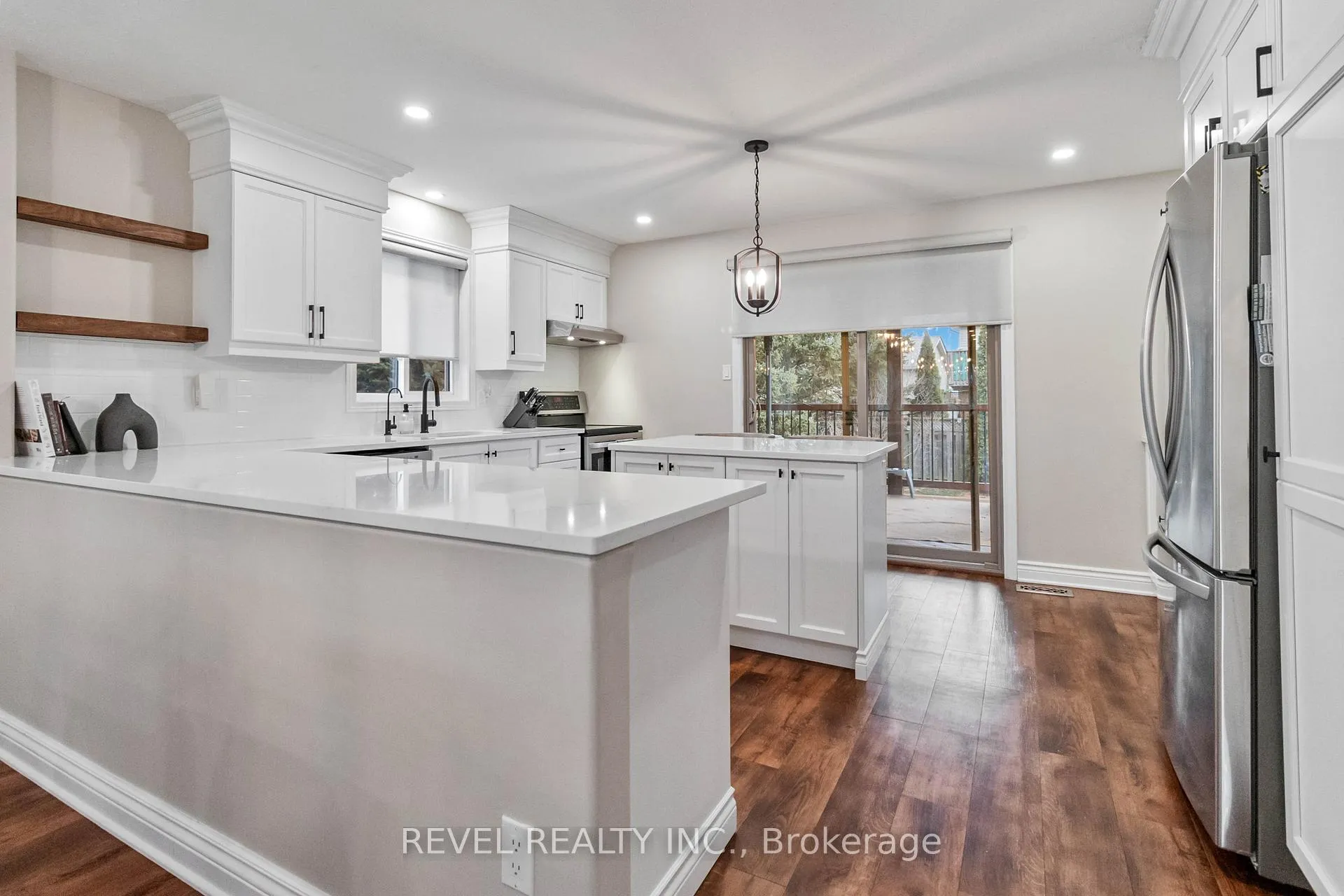 Photo 14 of 89 Court Drive, Brant, Paris — HOMEH