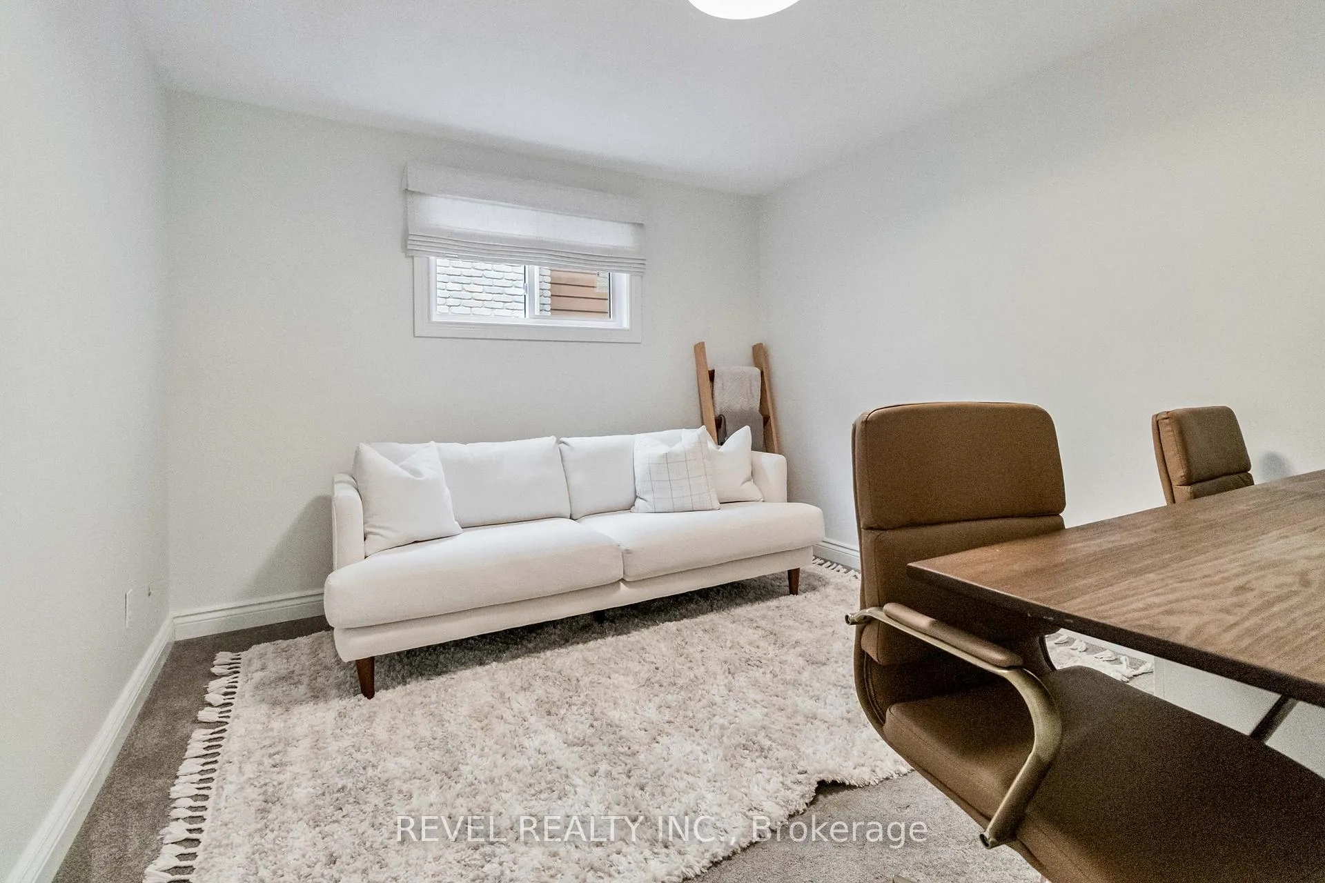 Photo 34 of 89 Court Drive, Brant, Paris — HOMEH