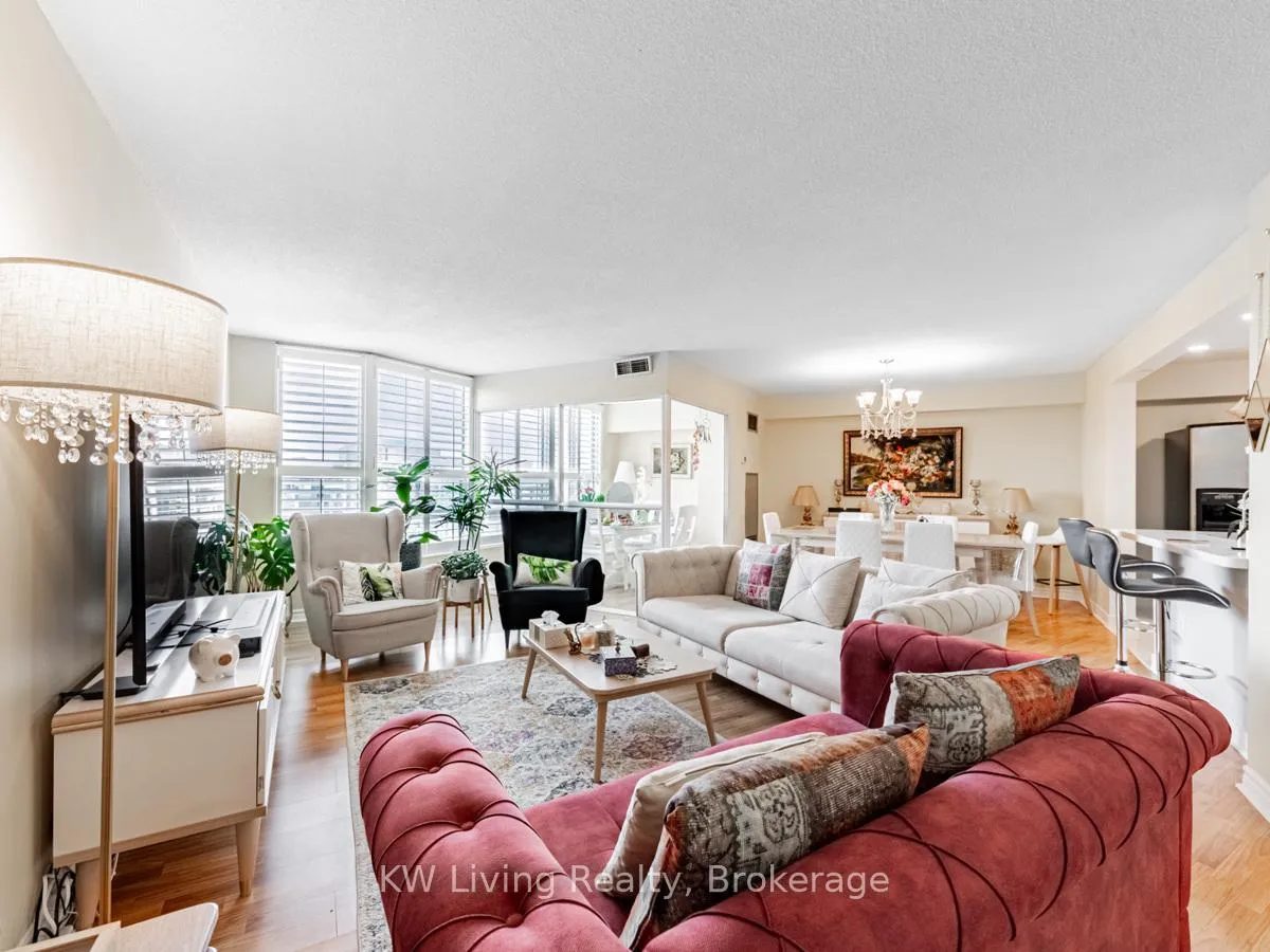 Photo 4 of Unit 1115, 7825 Bayview Avenue, Markham, Aileen-Willowbrook — HOMEH
