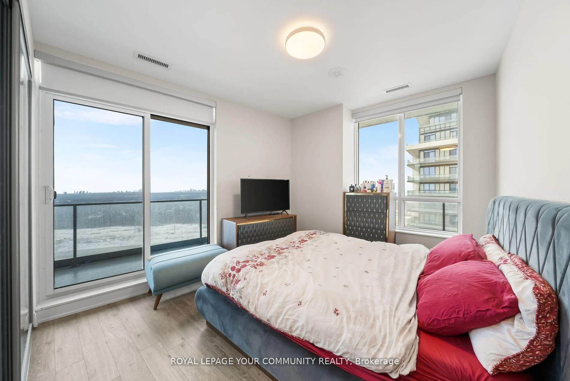 Photo 7 of Unit 3309B, 38 Gandhi Lane, Markham, Commerce Valley — HOMEH