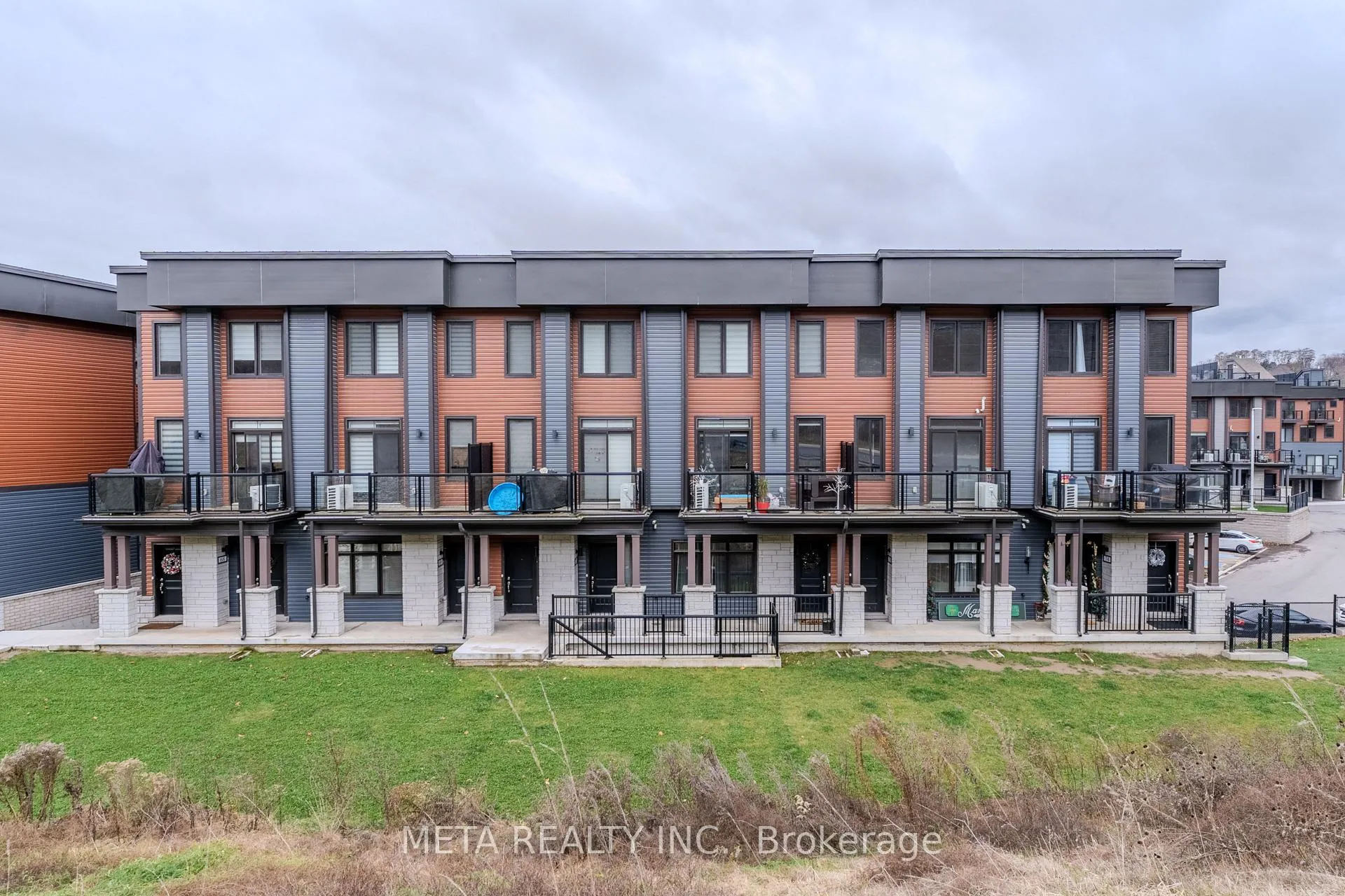 Photo 1 of Unit 73, 2 Willow Street, Brant, Paris — HOMEH