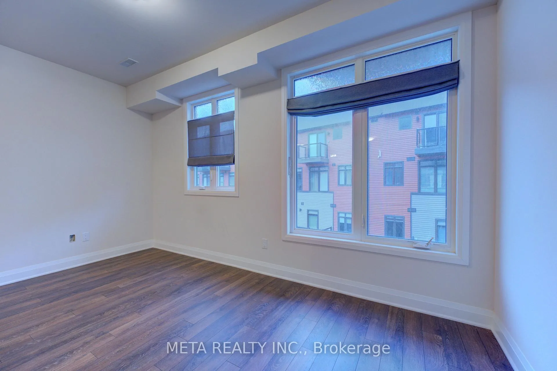 Photo 10 of Unit 73, 2 Willow Street, Brant, Paris — HOMEH