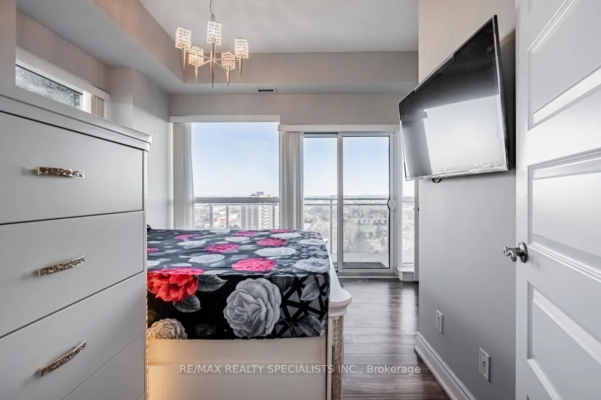 Photo 16 of Unit 1403, 215 Queen Street E, Brampton, Queen Street Corridor — HOMEH