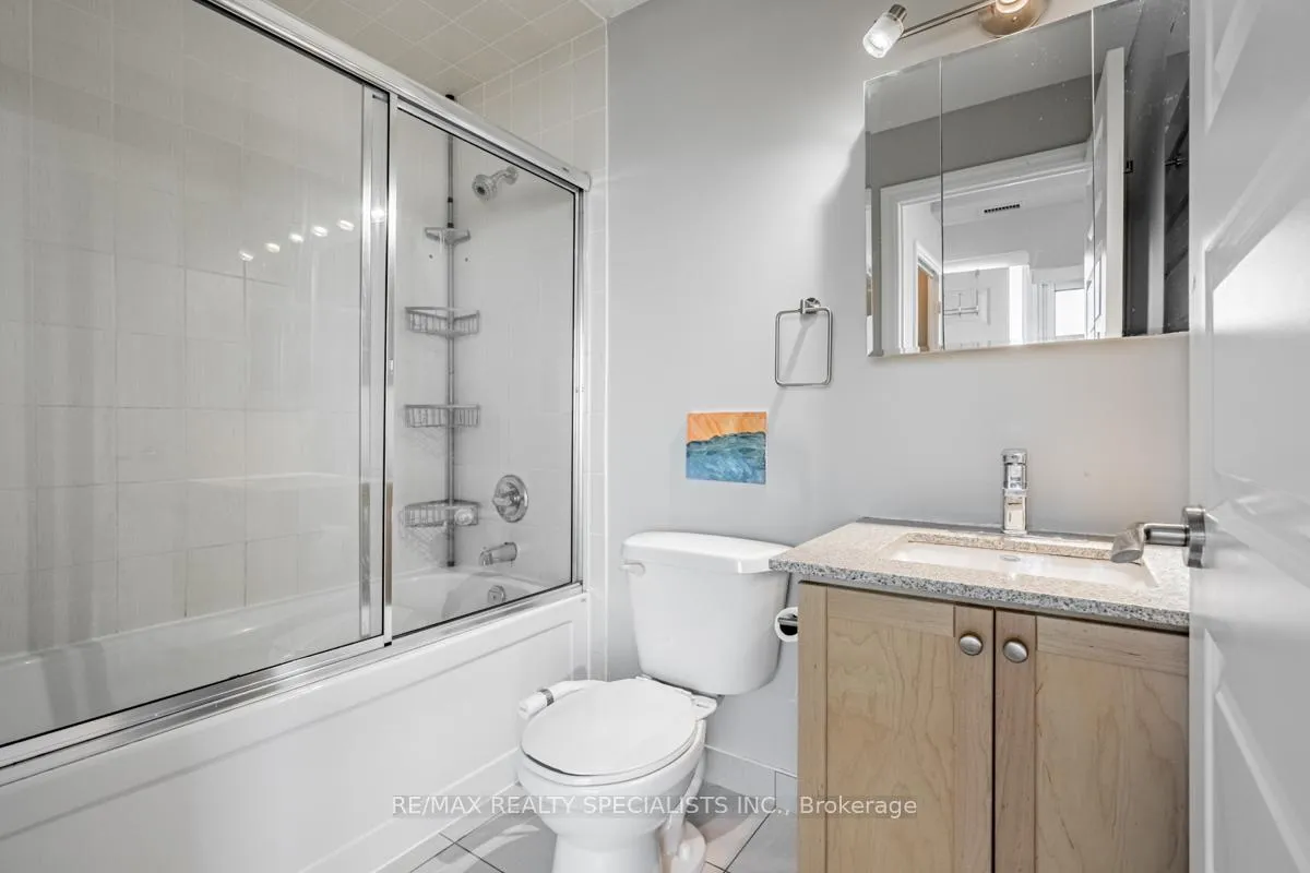 Photo 18 of Unit 1403, 215 Queen Street E, Brampton, Queen Street Corridor — HOMEH