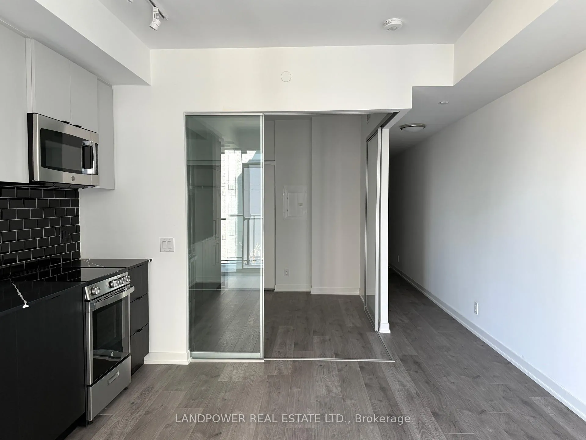 Photo 20 of Unit 334, 285 Dufferin Street, Toronto, South Parkdale — HOMEH