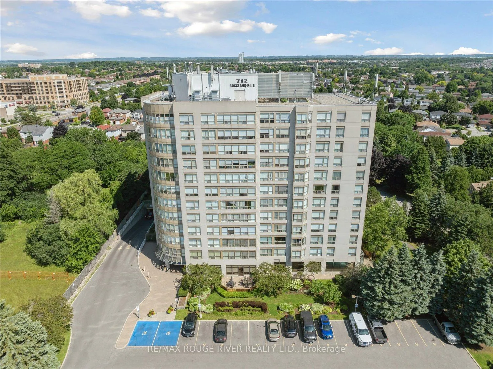 Photo 1 of Unit 812, 712 Rossland Road E, Whitby, Pringle Creek — HOMEH