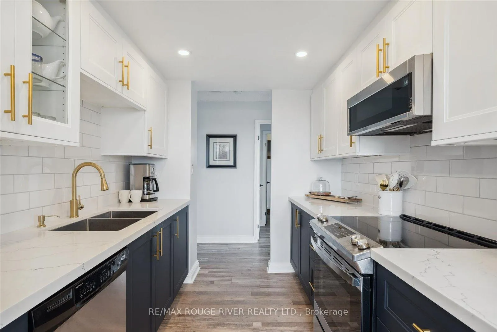 Photo 14 of Unit 812, 712 Rossland Road E, Whitby, Pringle Creek — HOMEH