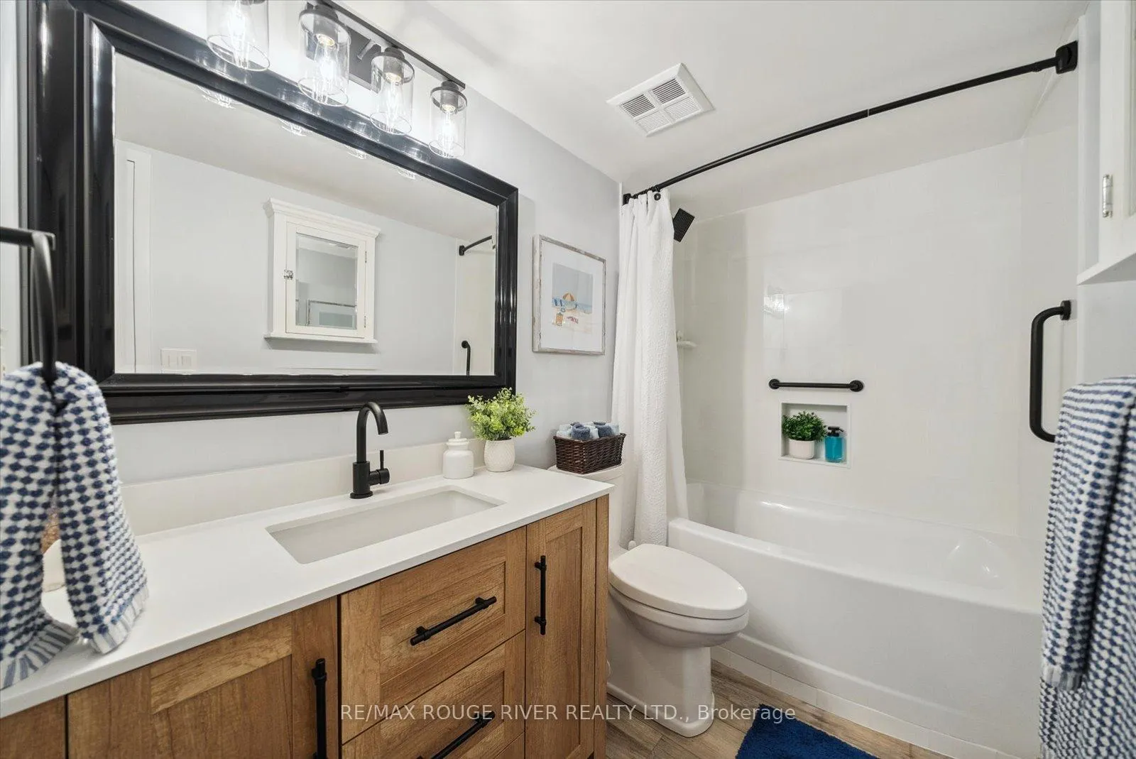 Photo 18 of Unit 812, 712 Rossland Road E, Whitby, Pringle Creek — HOMEH