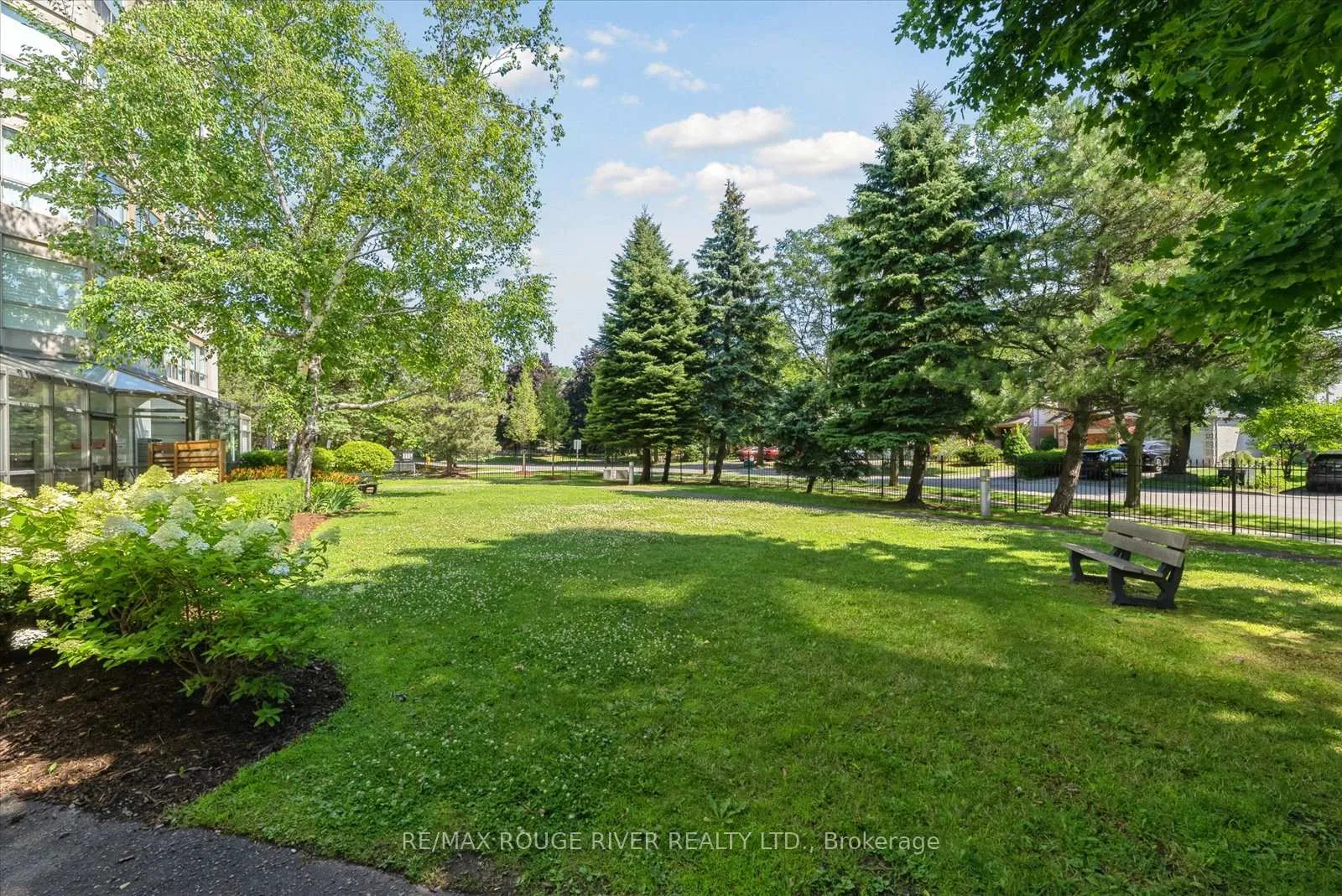 Photo 27 of Unit 812, 712 Rossland Road E, Whitby, Pringle Creek — HOMEH