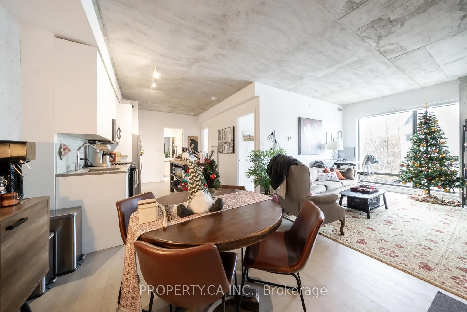 Front of Unit 308, 246 Logan Avenue