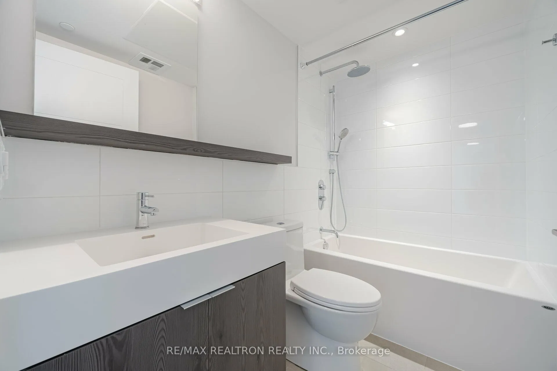 Photo 13 of Unit 907, 2525 Bathurst Street, Toronto, Forest Hill North — HOMEH