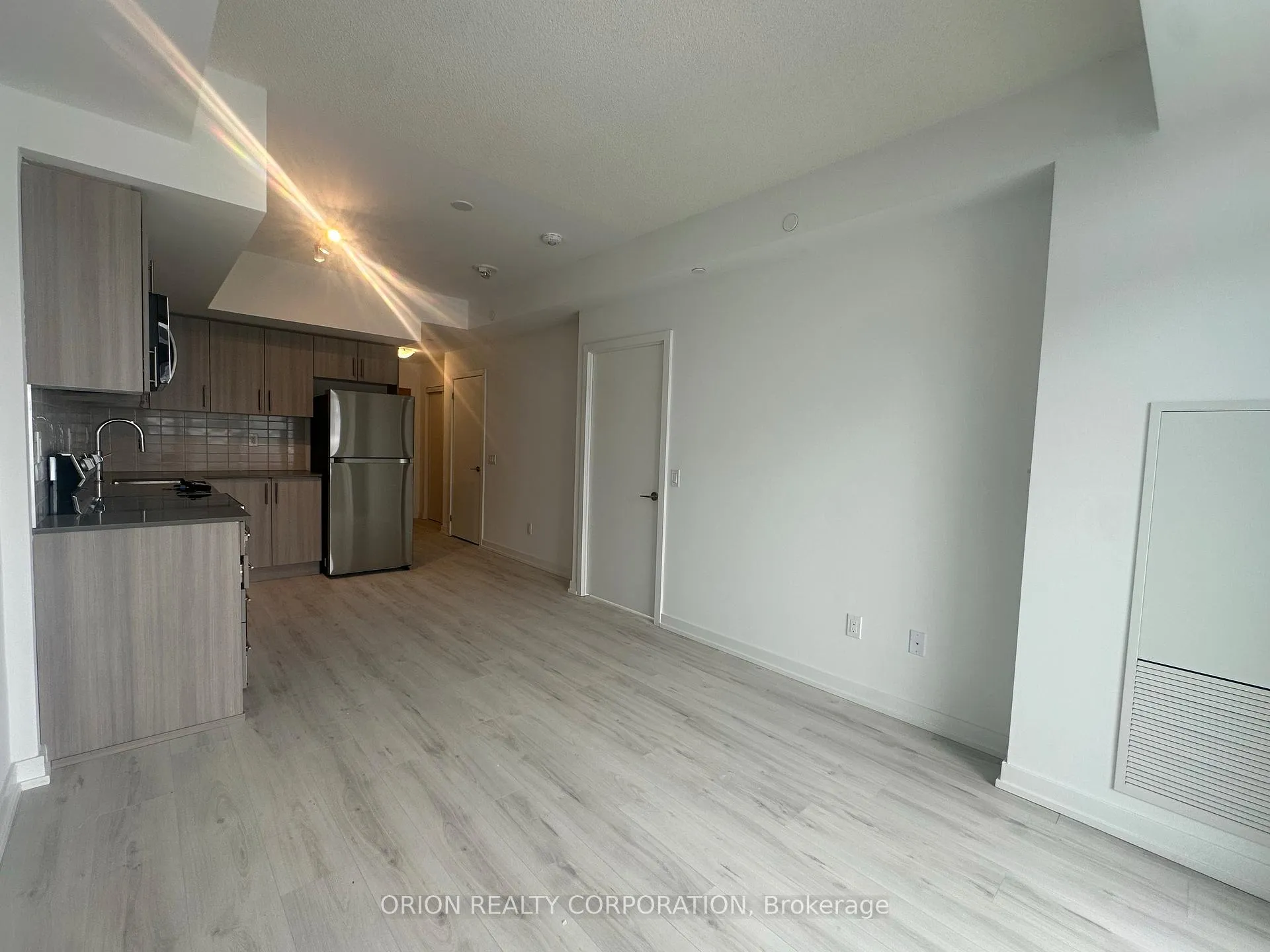 Photo 9 of Unit 2707, 1435 Celebration Drive, Pickering, Bay Ridges — HOMEH