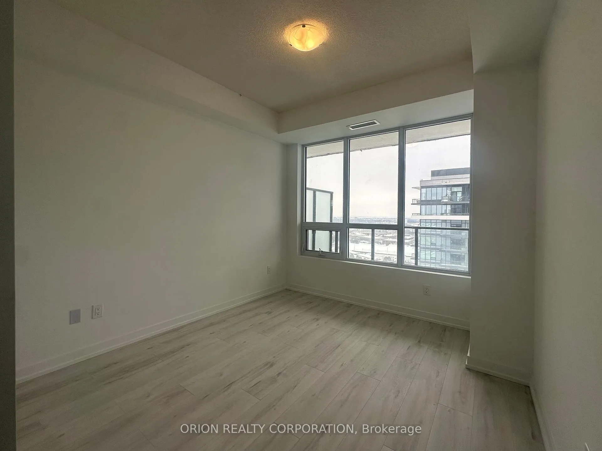 Photo 10 of Unit 2707, 1435 Celebration Drive, Pickering, Bay Ridges — HOMEH