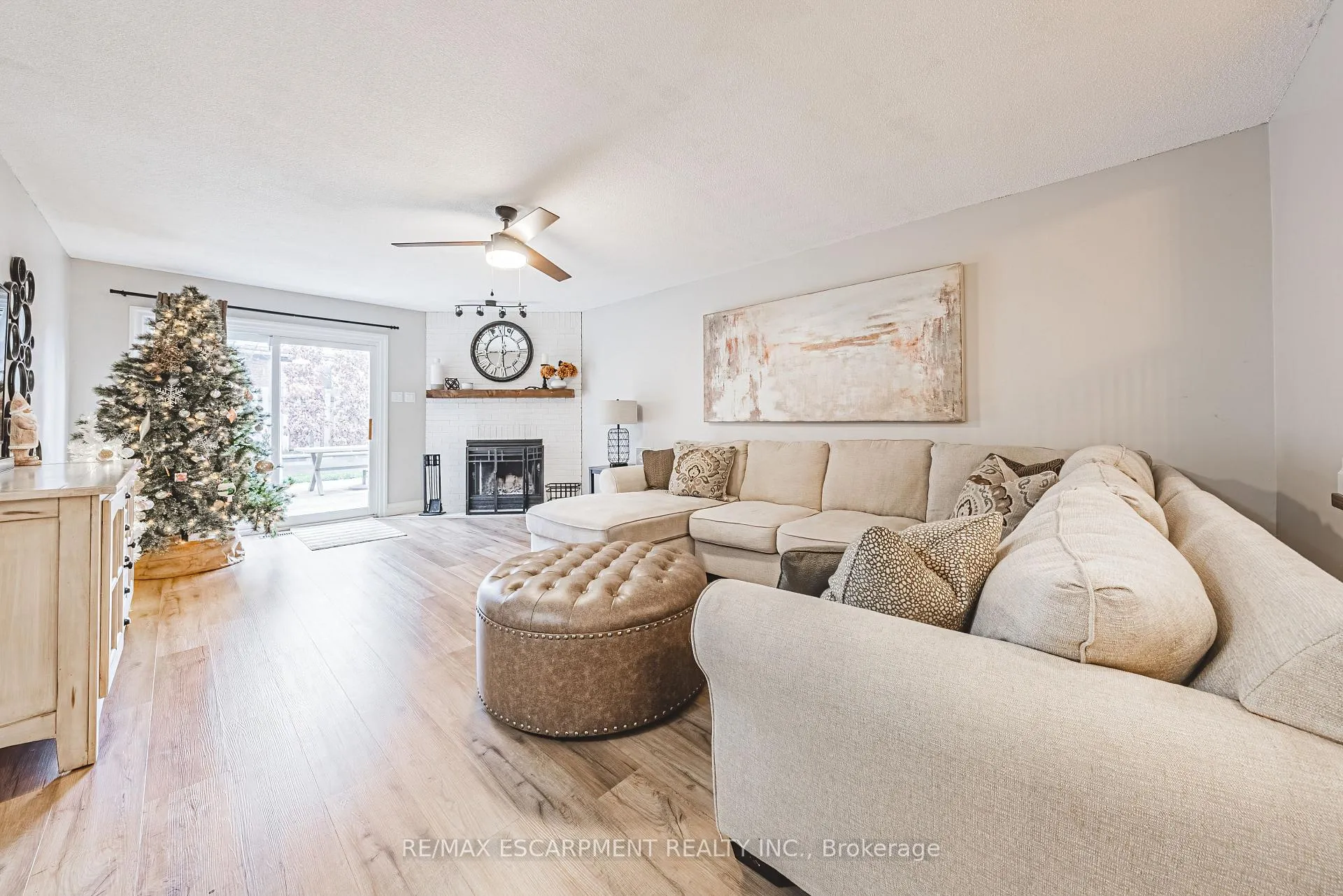 Photo 18 of 14 Gatestone Drive, Hamilton, Stoney Creek Mountain — HOMEH