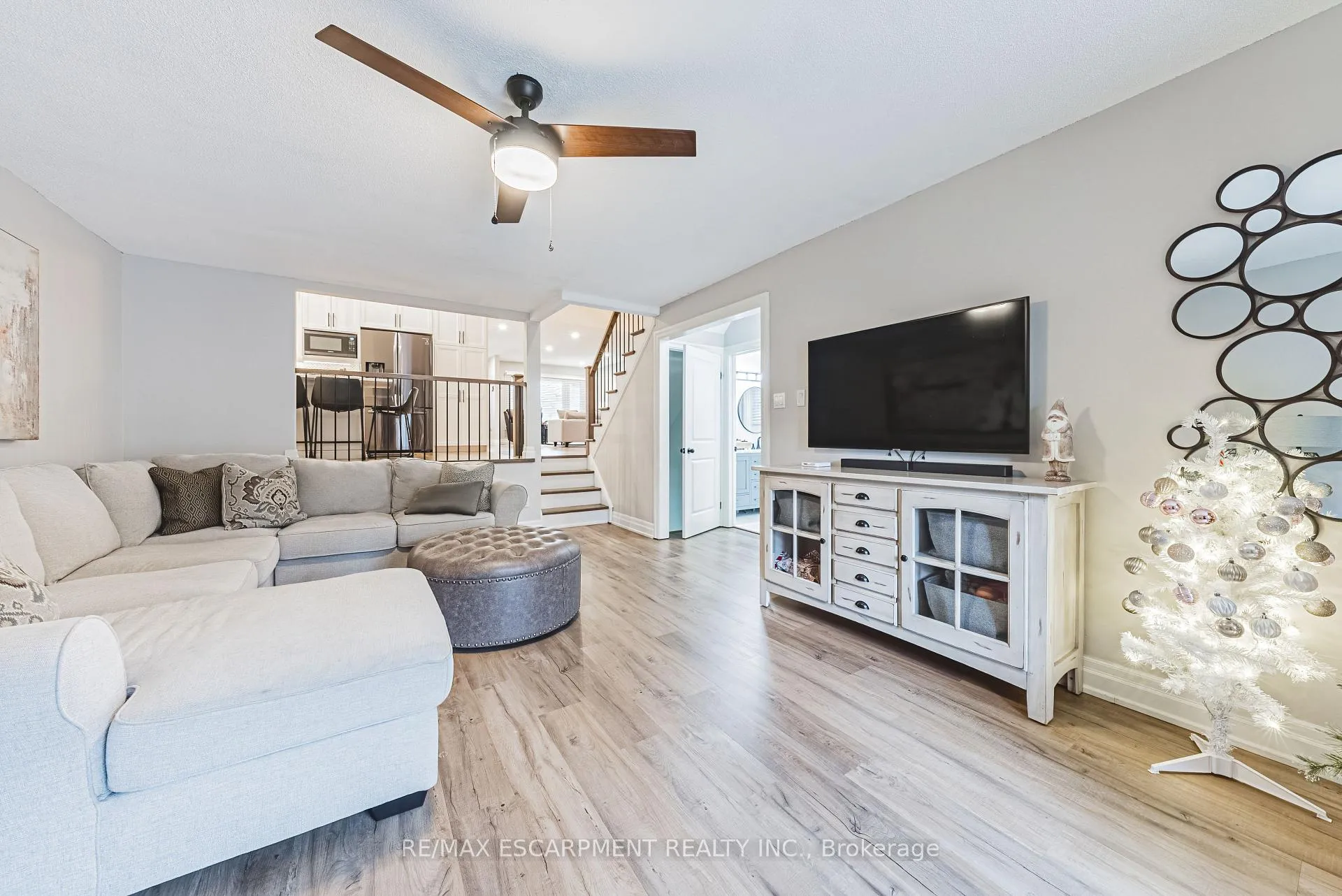 Photo 19 of 14 Gatestone Drive, Hamilton, Stoney Creek Mountain — HOMEH