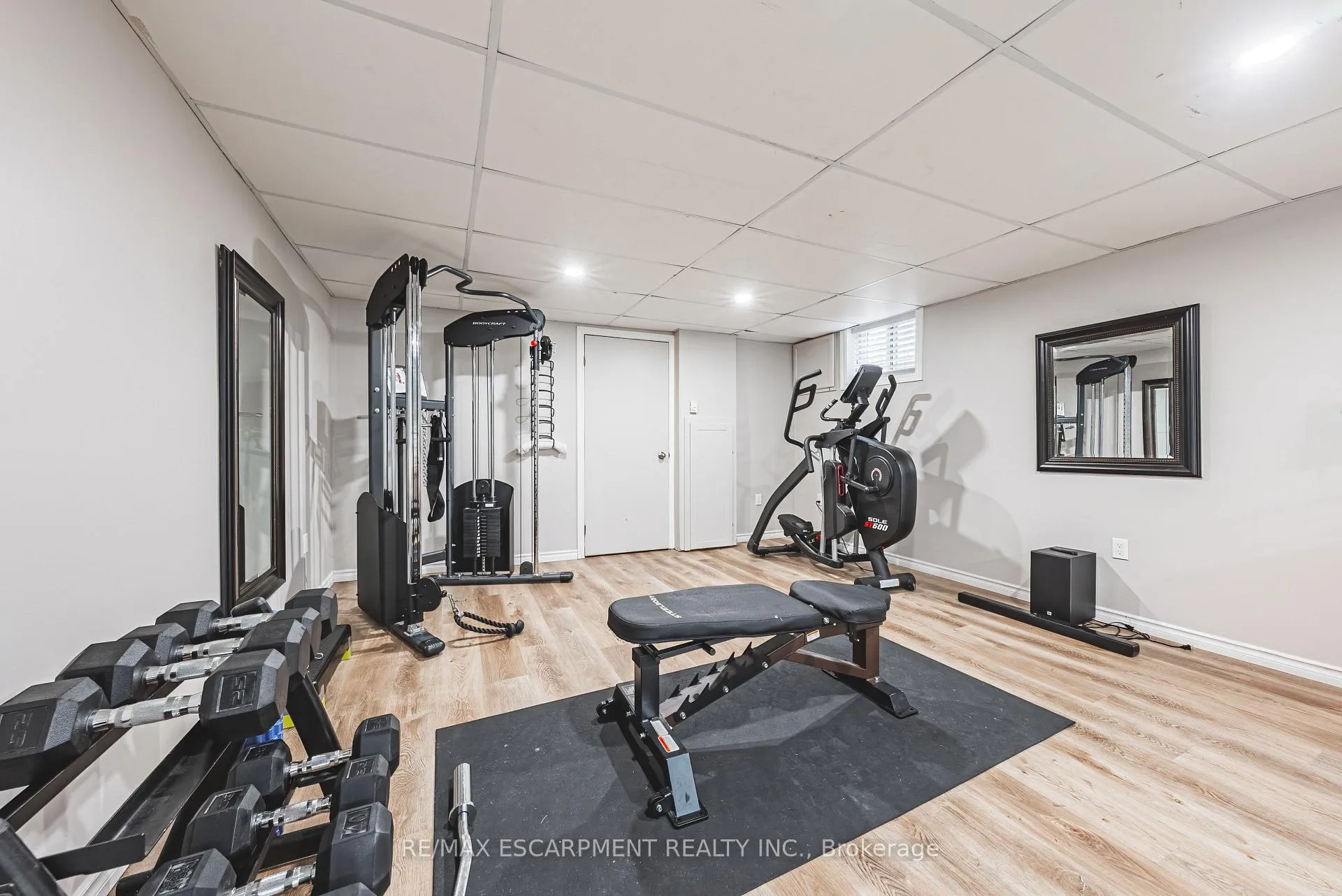 Photo 24 of 14 Gatestone Drive, Hamilton, Stoney Creek Mountain — HOMEH