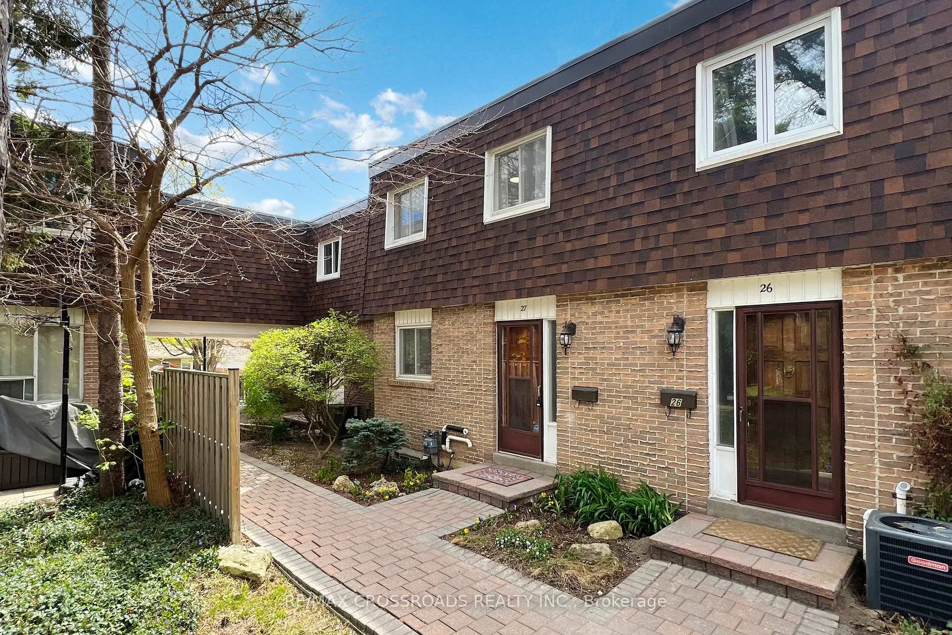 Photo 3 of Unit 27, 27 The Carriage Way, Markham, Royal Orchard — HOMEH