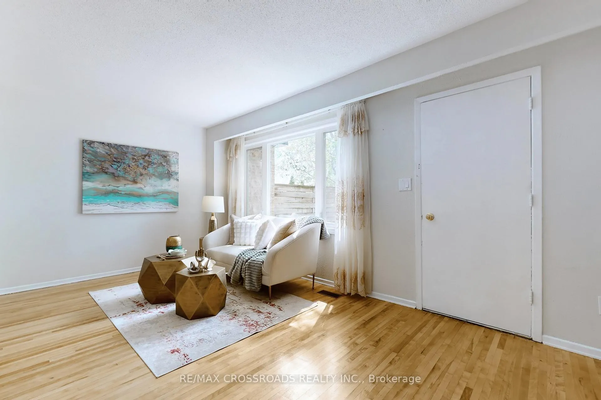 Photo 4 of Unit 27, 27 The Carriage Way, Markham, Royal Orchard — HOMEH