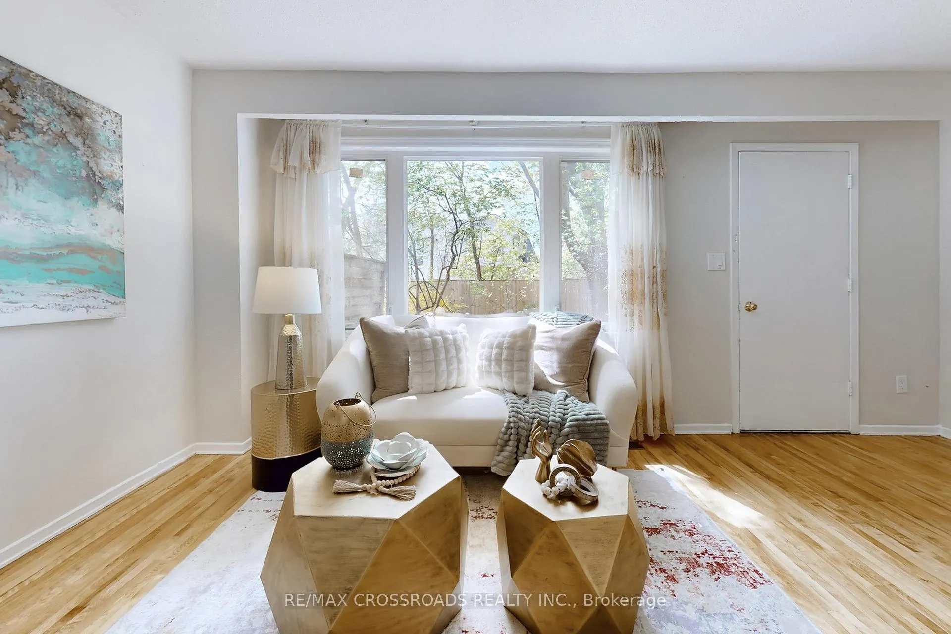 Photo 5 of Unit 27, 27 The Carriage Way, Markham, Royal Orchard — HOMEH