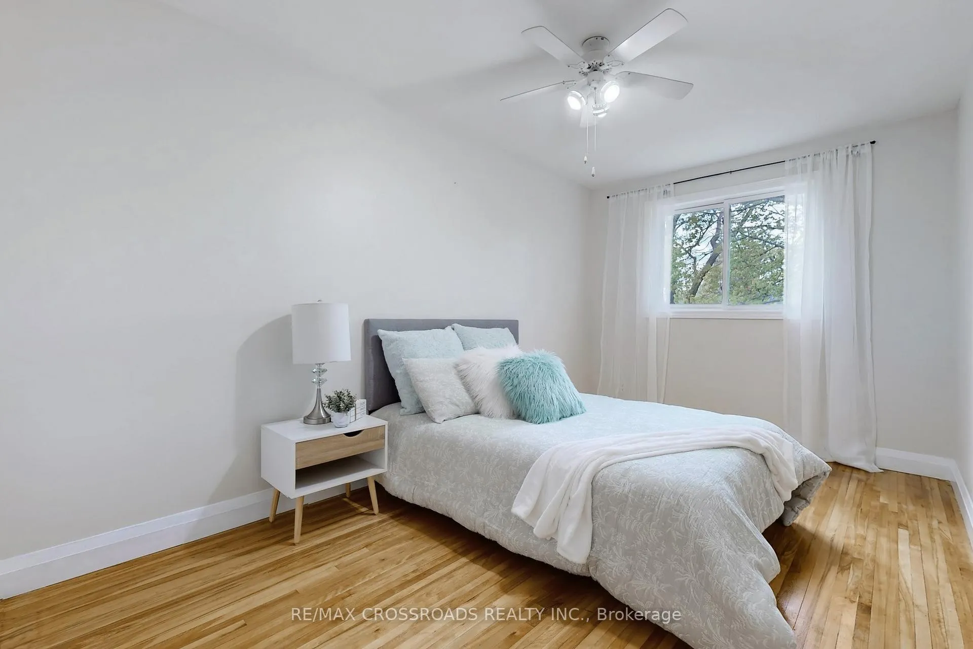 Photo 27 of Unit 27, 27 The Carriage Way, Markham, Royal Orchard — HOMEH