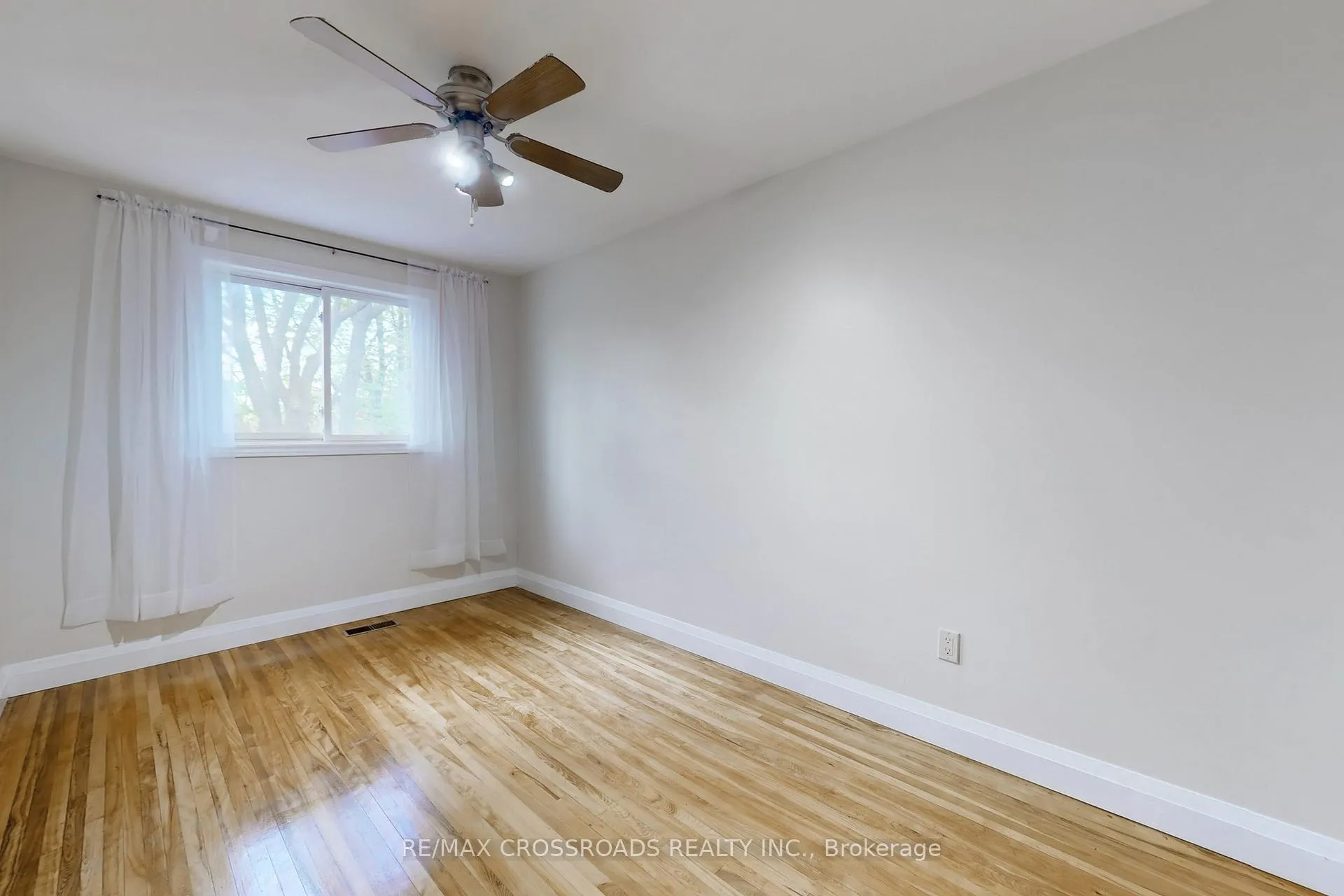 Photo 30 of Unit 27, 27 The Carriage Way, Markham, Royal Orchard — HOMEH
