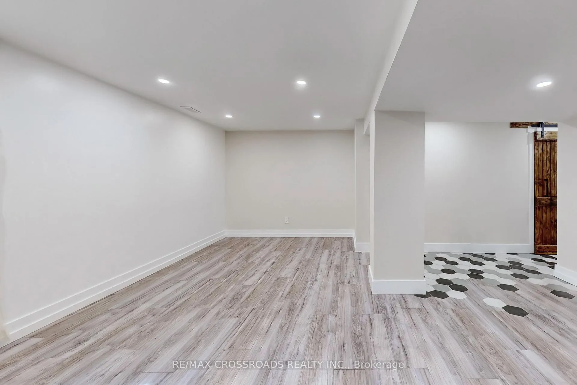 Photo 40 of Unit 27, 27 The Carriage Way, Markham, Royal Orchard — HOMEH