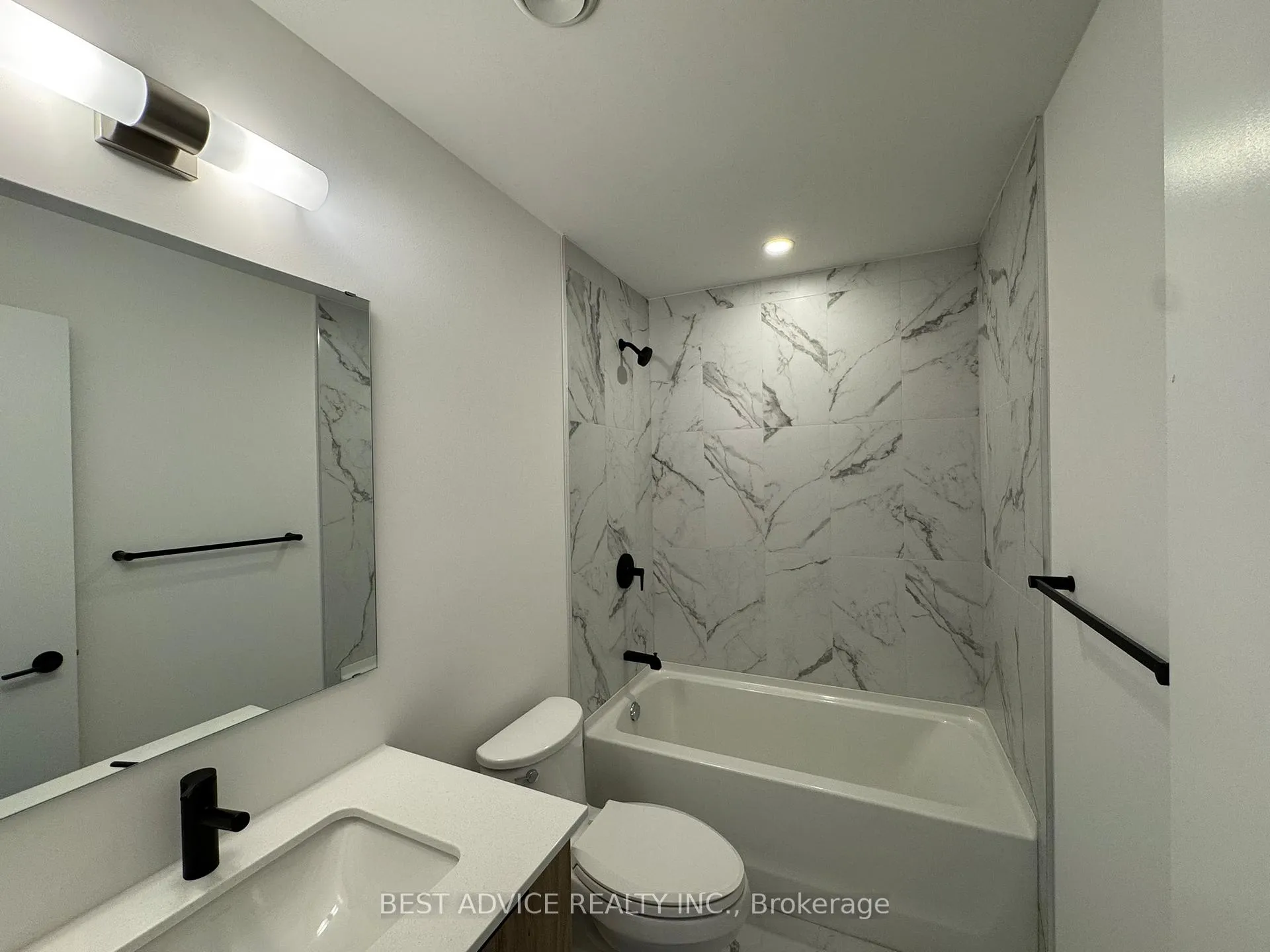 Photo 15 of Unit 1206, 56 Lakeside Terrace, Barrie, Little Lake — HOMEH