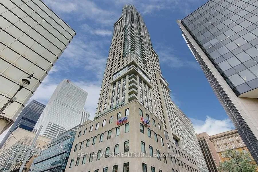 Front of Unit 2903, 88 Scott Street