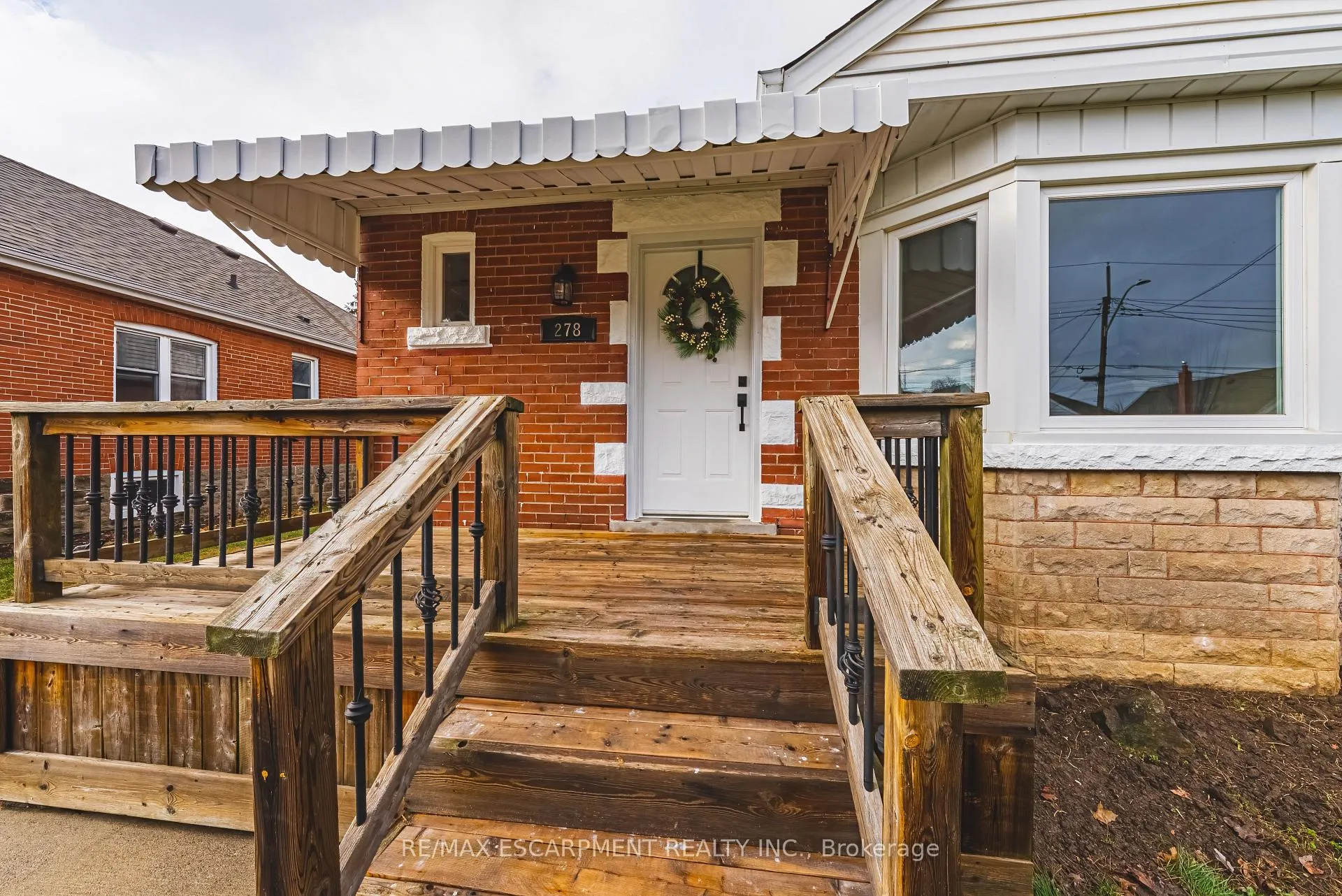 Photo 5 of 278 East 12TH Street, Hamilton, Inch Park — HOMEH