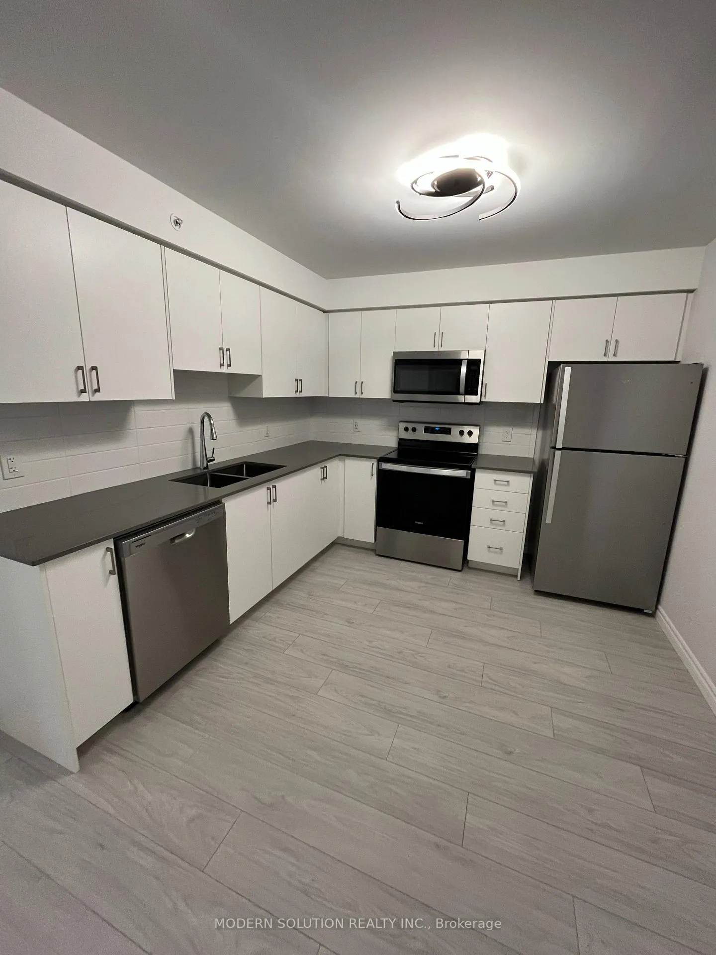 Photo 3 of Unit 405, 50 Otterbein Road, Kitchener — HOMEH