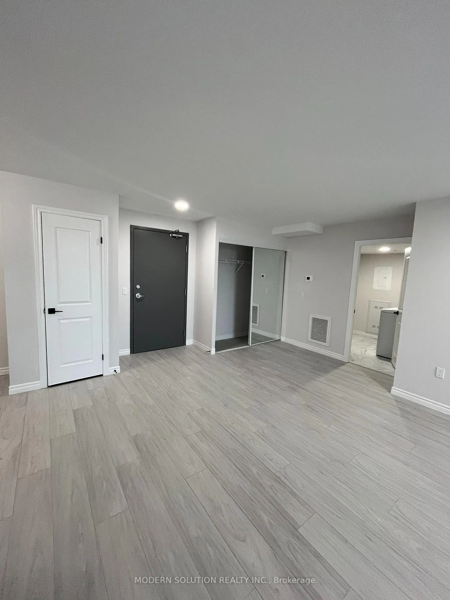 Photo 4 of Unit 405, 50 Otterbein Road, Kitchener — HOMEH
