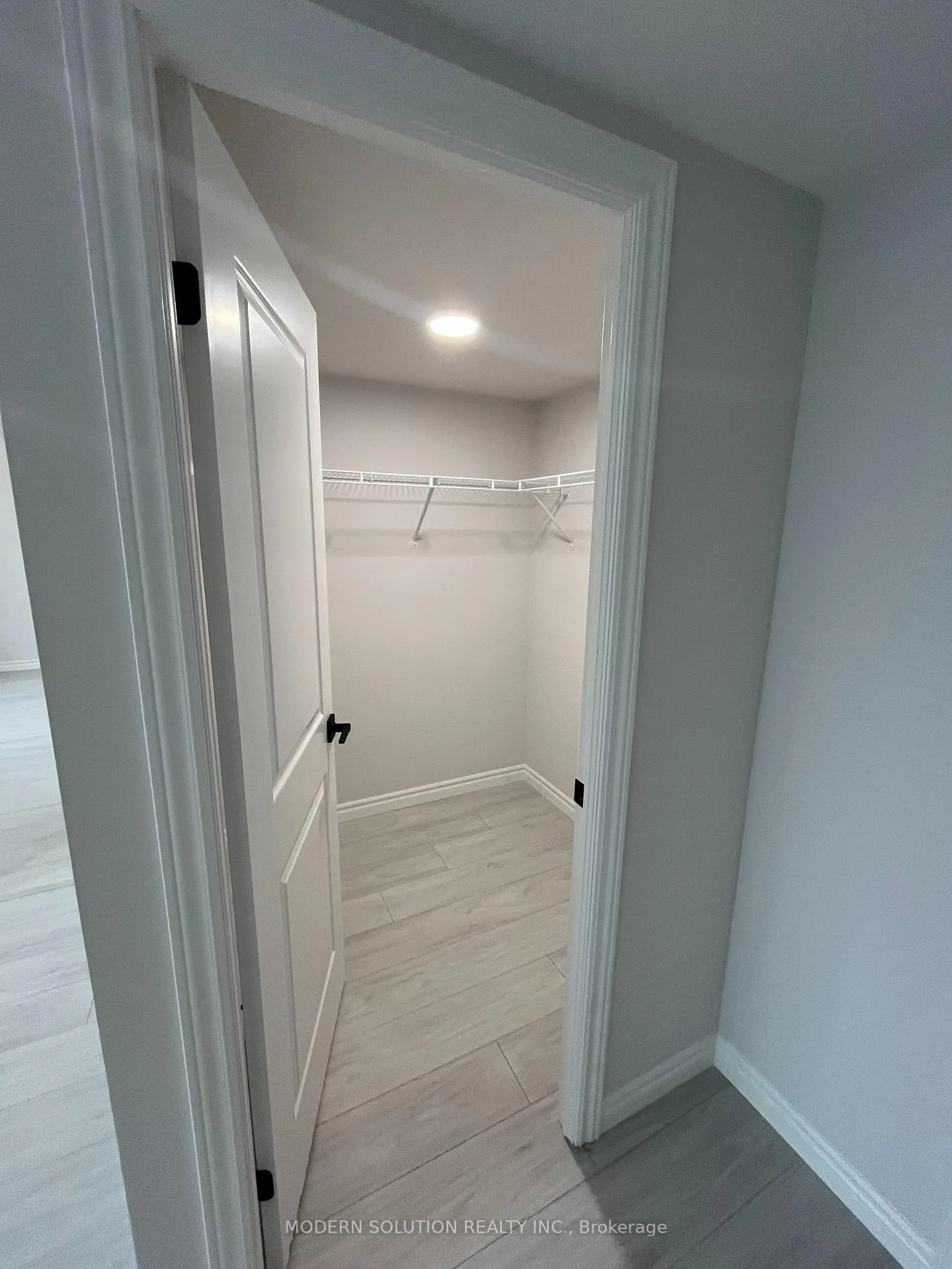 Photo 11 of Unit 405, 50 Otterbein Road, Kitchener — HOMEH