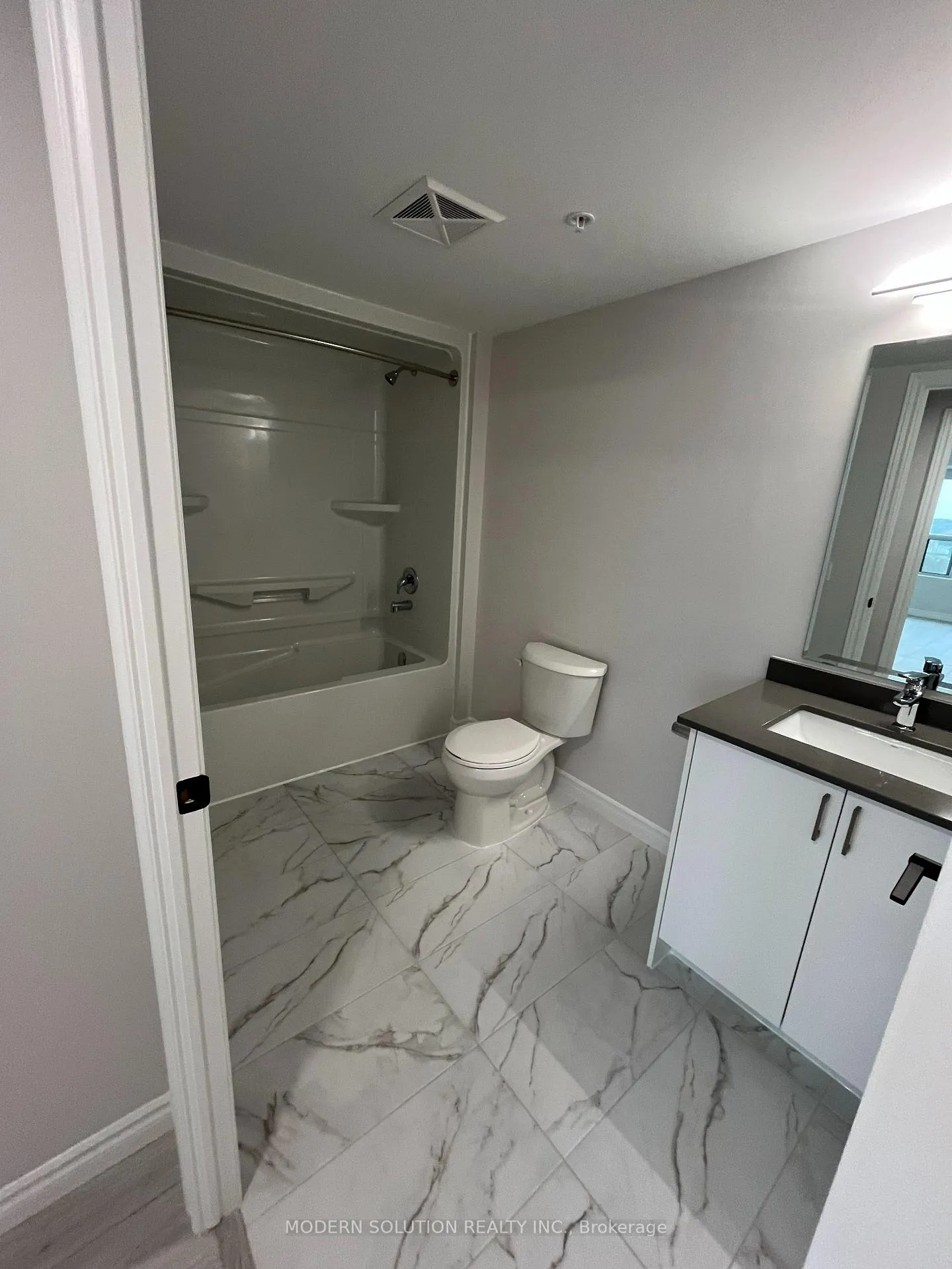 Photo 16 of Unit 405, 50 Otterbein Road, Kitchener — HOMEH