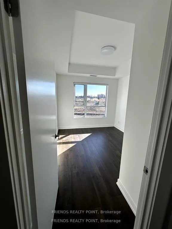 Photo 6 of Unit 814, 56 Lakeside Terrace, Barrie, Little Lake — HOMEH