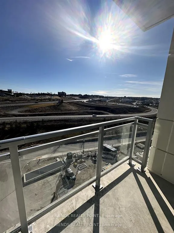 Photo 10 of Unit 814, 56 Lakeside Terrace, Barrie, Little Lake — HOMEH