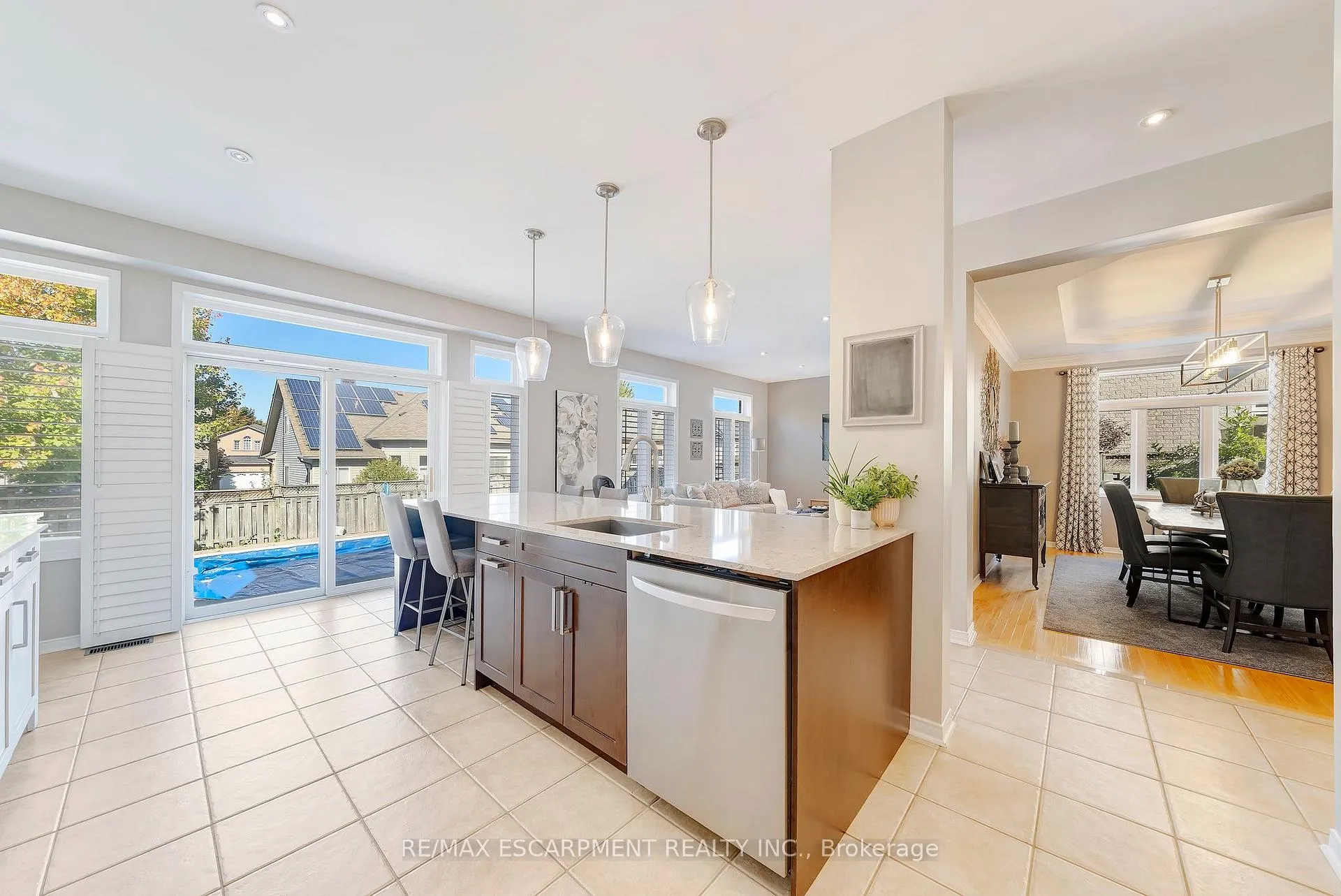 Photo 15 of 143 Valmont Street, Hamilton, Ancaster — HOMEH