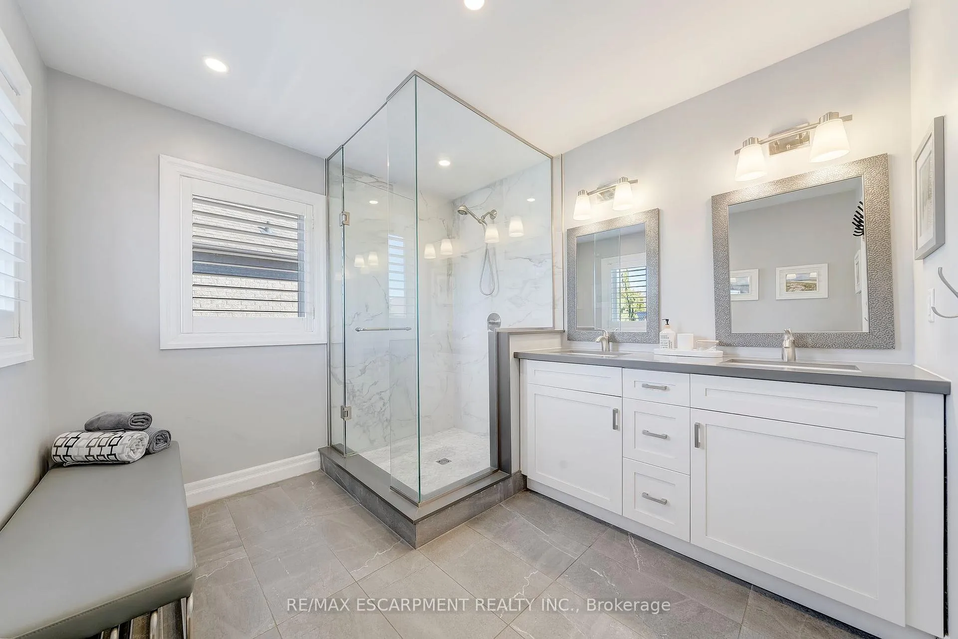 Photo 29 of 143 Valmont Street, Hamilton, Ancaster — HOMEH