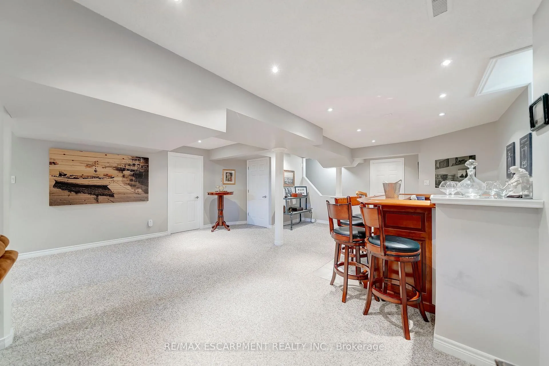 Photo 32 of 143 Valmont Street, Hamilton, Ancaster — HOMEH