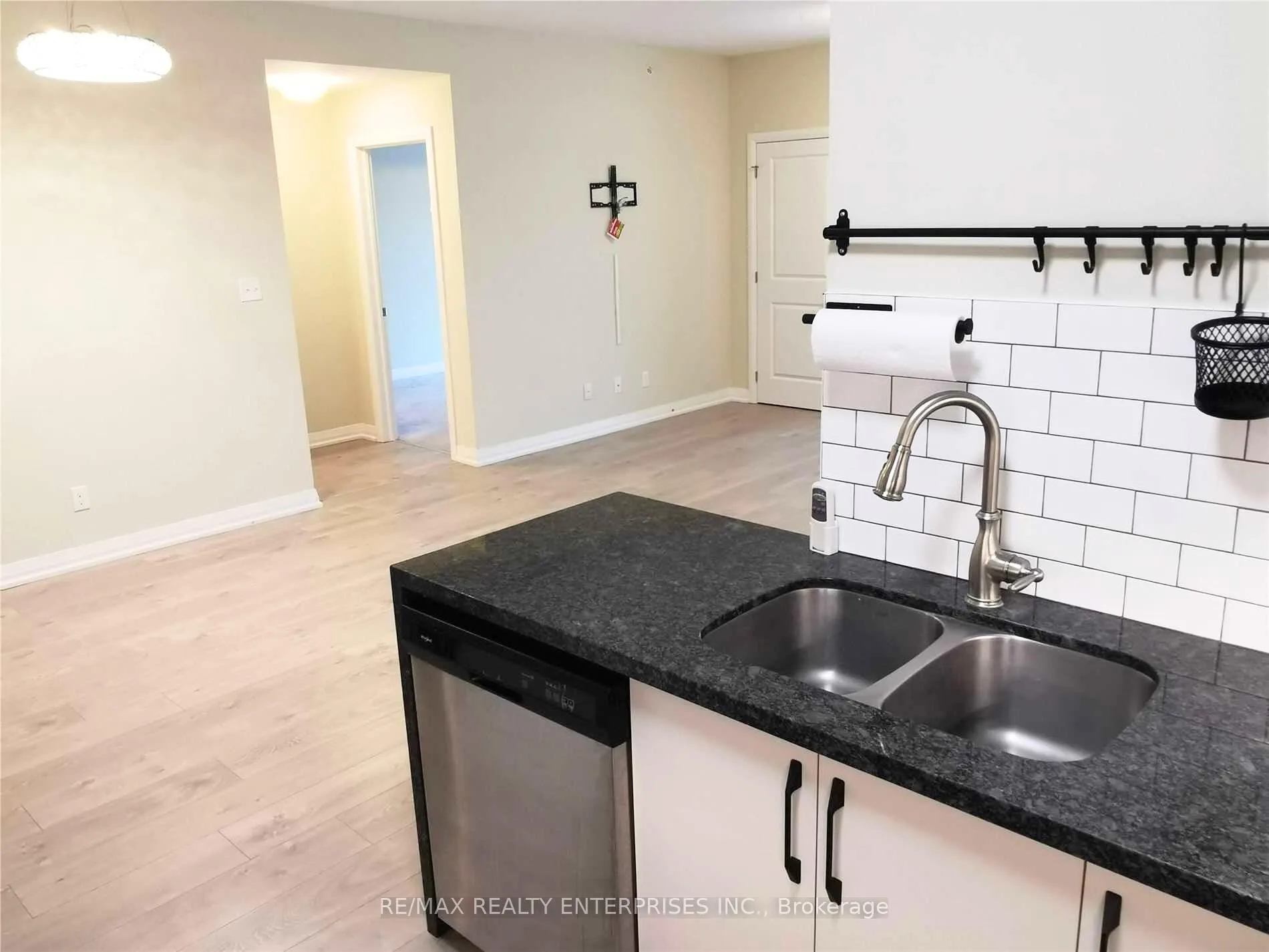 Photo 6 of Unit 212, 54 Koda Street, Barrie, Rural Barrie Southwest — HOMEH