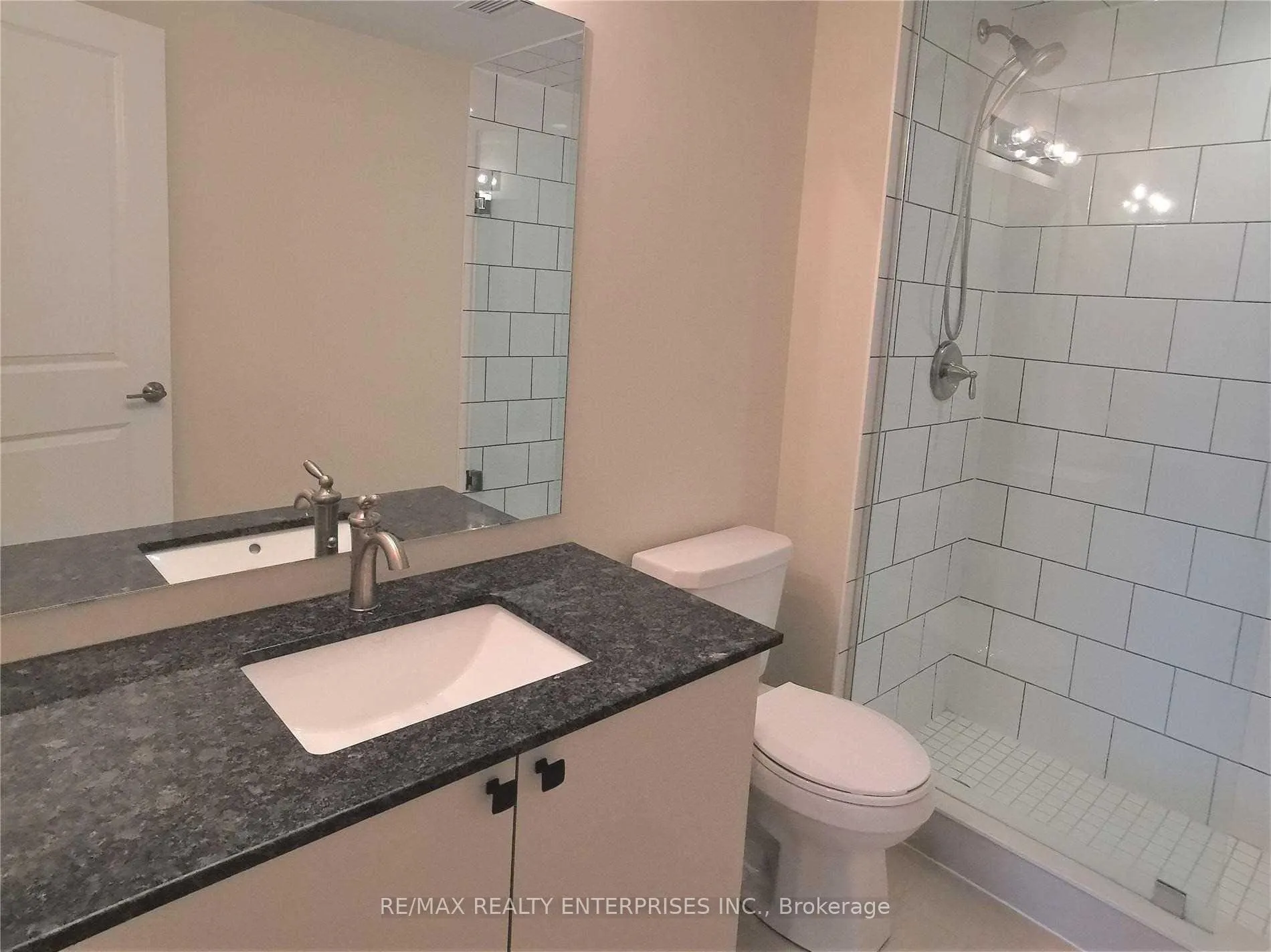 Photo 14 of Unit 212, 54 Koda Street, Barrie, Rural Barrie Southwest — HOMEH