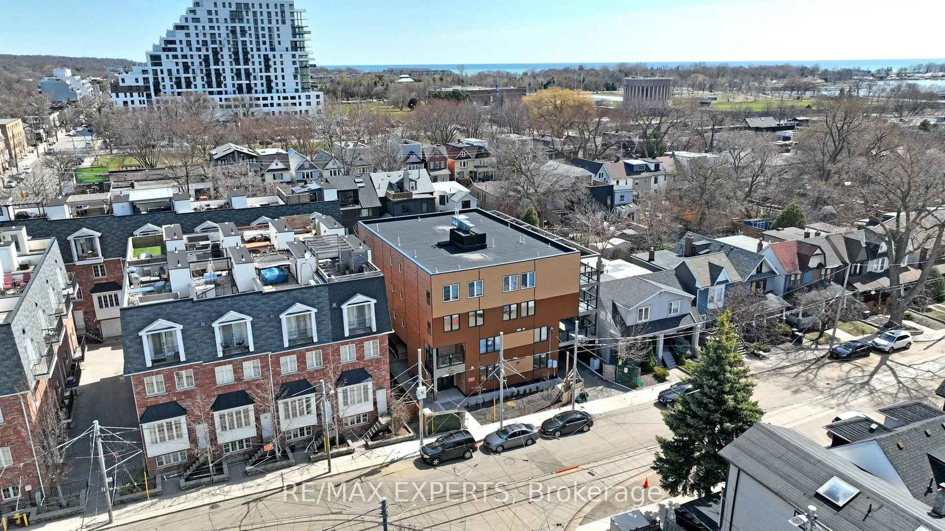 Photo 17 of Unit 304, 45 Connaught Avenue, Toronto, Greenwood-Coxwell — HOMEH