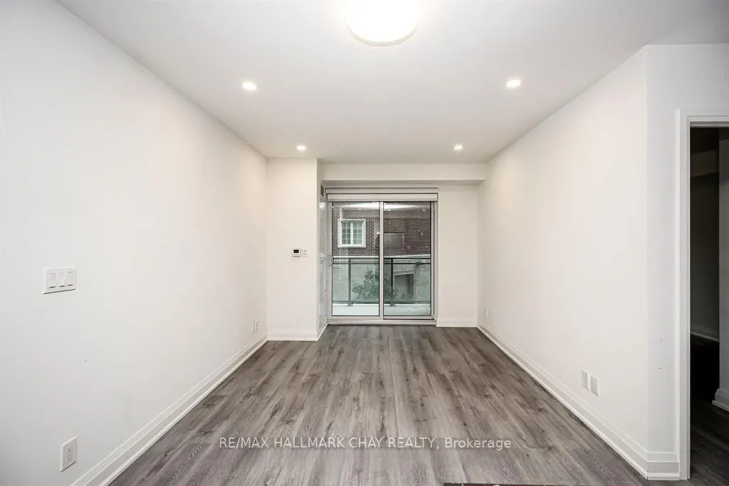 Photo 7 of Unit 308, 58 Lakeside Terrace, Barrie, Little Lake — HOMEH