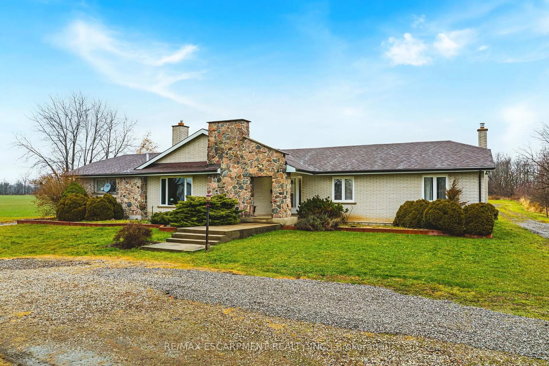 Photo 1 of 5100 White Church Road, Hamilton, Rural Glanbrook — HOMEH